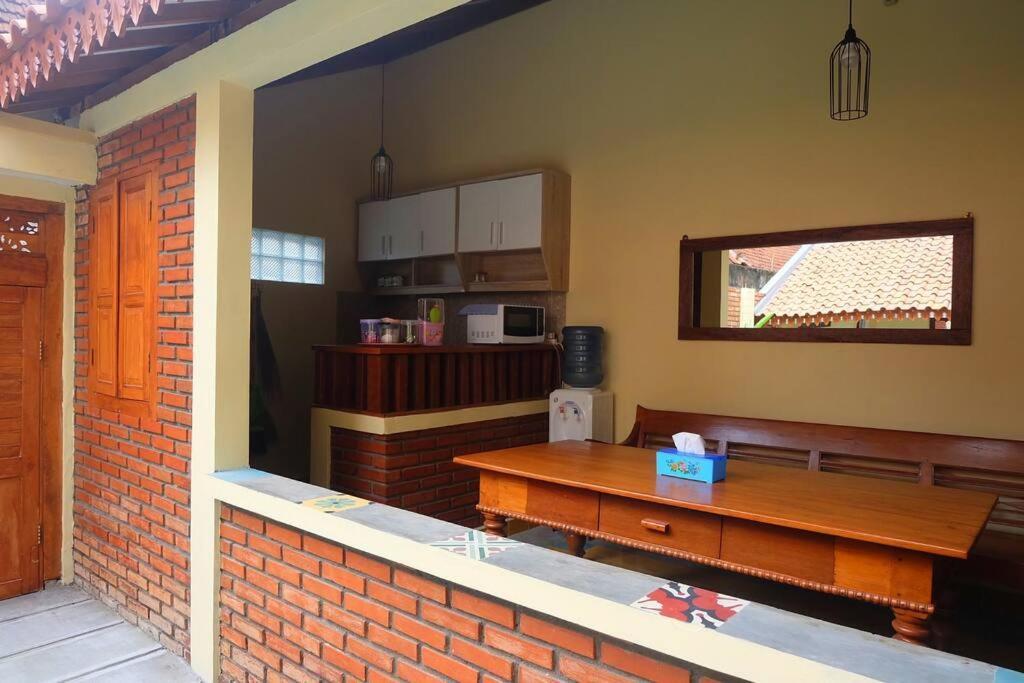 Sabi House Lesmana 2 By Simply Homy Villa Yogyakarta Exterior foto